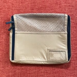 LEVENGER Peach Nylon Zipper Pouch File Computer Laptop Tablet Travel Case Bag